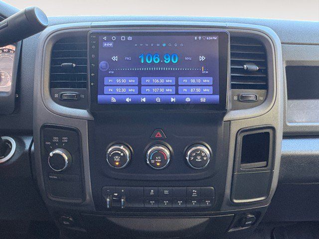 Used 2017 RAM 2500 Tradesman w/ Chrome Appearance Group AWD/4WD image 10