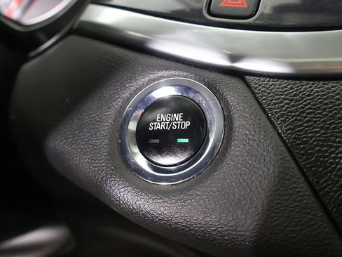 Used 2018 Chevrolet Impala LT image 37