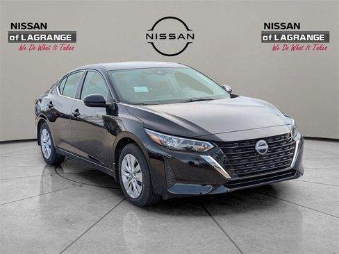 New 2025 Nissan Sentra S image 3