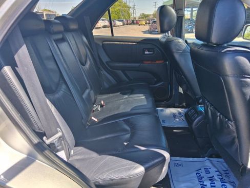 Used 2002 Lexus RX 300 4WD w/ Premium Pkg Plus image 9
