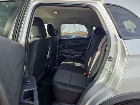 Used 2021 Mitsubishi Outlander Sport LE image 10