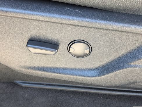 Used 2024 Ford F150 XLT w/ Mobile Office Package image 21