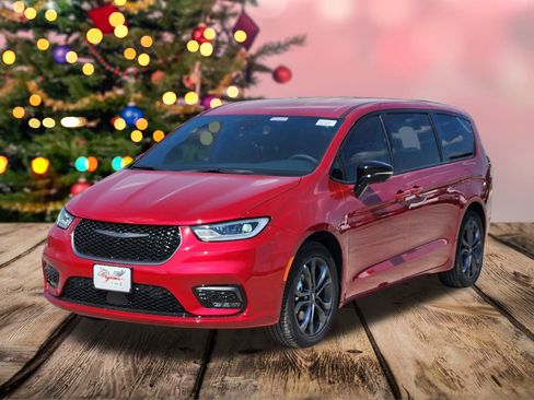 New 2026 Chrysler Pacifica Select image 2