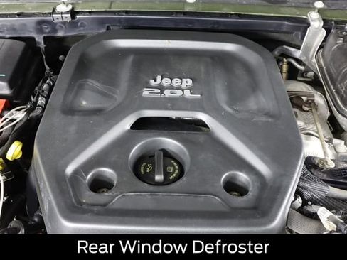 Used 2021 Jeep Wrangler Unlimited Rubicon w/ Cold Weather Group image 21