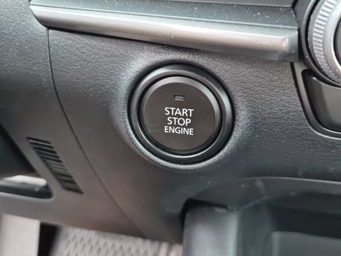 Used 2025 MAZDA MAZDA3 s FWD image 24