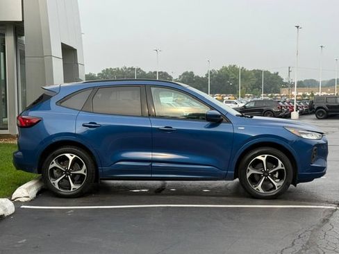 Certified 2023 Ford Escape ST-Line Select w/ Tech Pack #2 AWD/4WD image 6