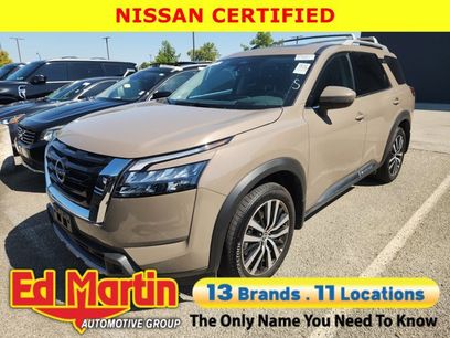 Certified 2025 Nissan Pathfinder Platinum