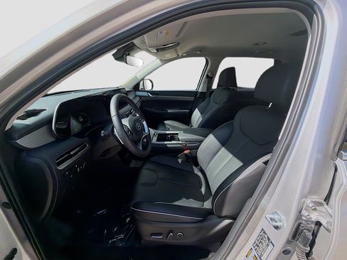 Used 2025 Hyundai Palisade SEL image 17