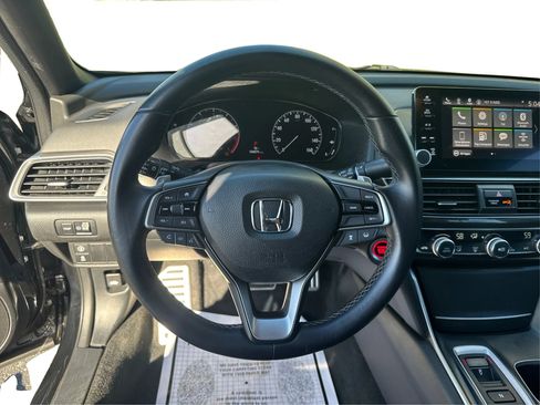 Used 2018 Honda Accord Sport image 20