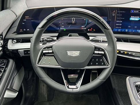 Used 2025 Cadillac Optiq Sport 2 AWD/4WD image 16