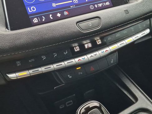 Used 2020 Cadillac XT4 Premium Luxury w/ Cold Weather Package FWD image 20