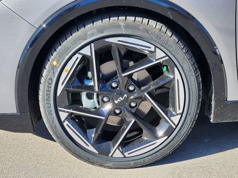 New 2026 Kia K4 GT-Line image 7