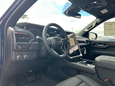 New 2026 GMC Yukon XL Denali image 20