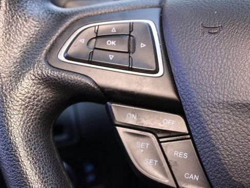 Used 2017 Ford Focus SE image 19