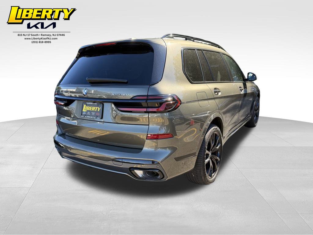 Used 2025 BMW X7 xDrive40i w/ Executive Package AWD/4WD image 7