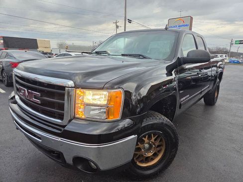 Used 2009 GMC Sierra 1500 SLE w/ Power Pack Plus AWD/4WD image 2