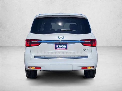 Used 2018 INFINITI QX80 2WD w/ Driver Assistance Package image 7