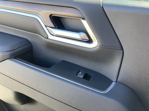 New 2025 Chevrolet Silverado 2500 High Country w/ High Country Premium Package image 24