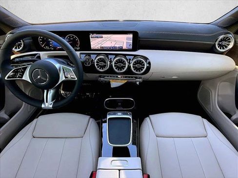 New 2026 Mercedes-Benz CLA 250 image 7