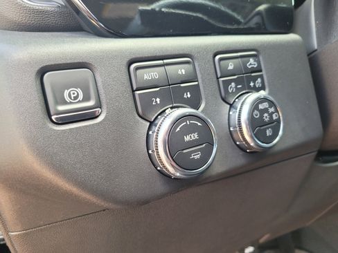 Used 2025 GMC Sierra 1500 SLT w/ SLT Premium Plus Package AWD/4WD image 16