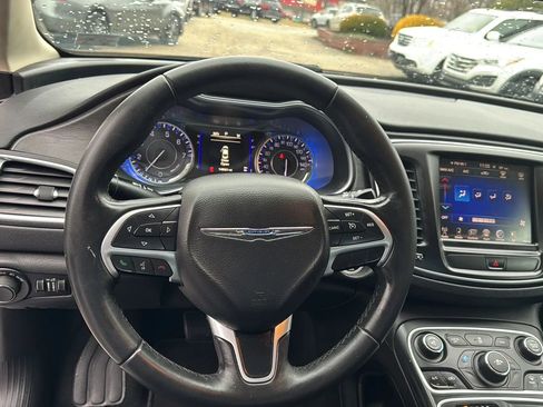 Used 2016 Chrysler 200 Limited w/ Anniversary Edition image 9