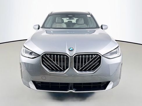 New 2026 BMW X3 xDrive30 w/ Premium Package image 2