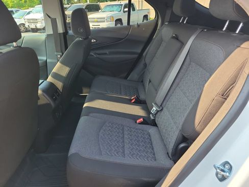 Used 2023 Chevrolet Equinox LT FWD image 16