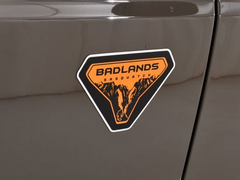 New 2026 Ford Bronco Badlands AWD/4WD image 23