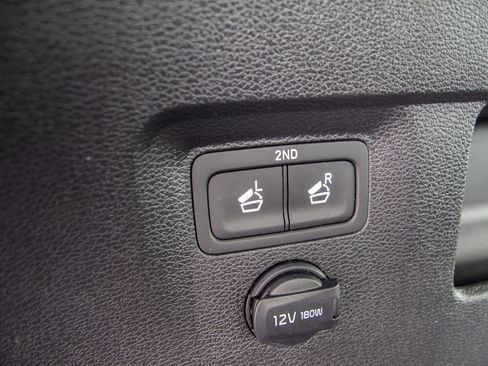 Used 2025 Kia Telluride S AWD/4WD image 34