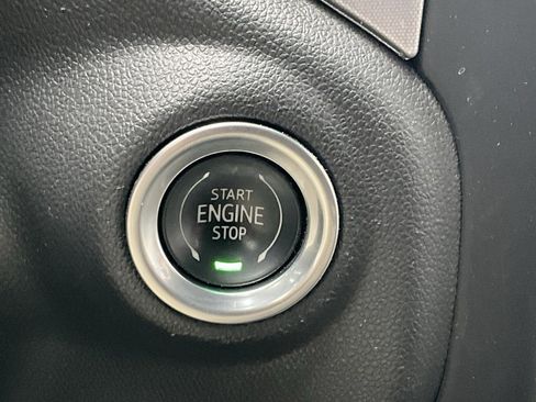 Used 2021 GMC Sierra 1500 Elevation w/ Driver Alert Package I image 8