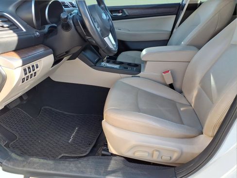 Used 2016 Subaru Outback 2.5i Limited image 17
