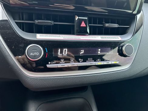 Used 2024 Toyota Corolla LE FWD image 24