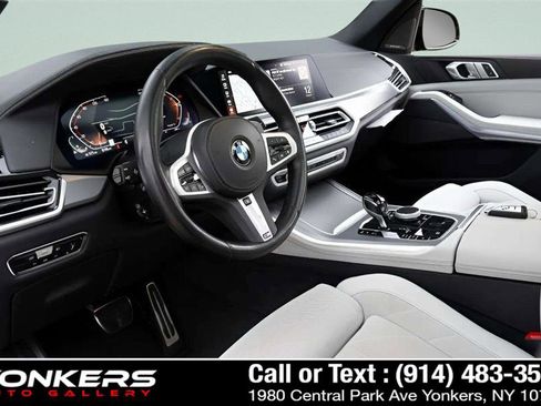 Used 2023 BMW X5 xDrive40i w/ M Sport Package image 18