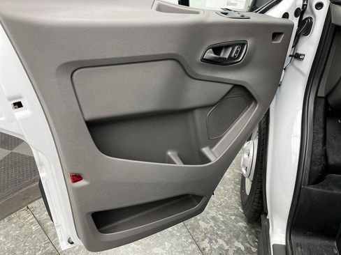 New 2026 Ford Transit 250 148 Medium Roof Extended AWD image 7
