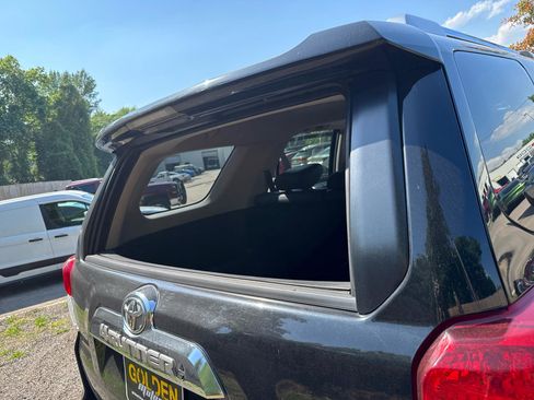 Used 2013 Toyota 4Runner Limited AWD/4WD image 11
