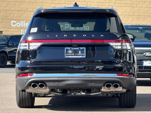 New 2025 Lincoln Aviator Reserve w/ Luxury Package image 4