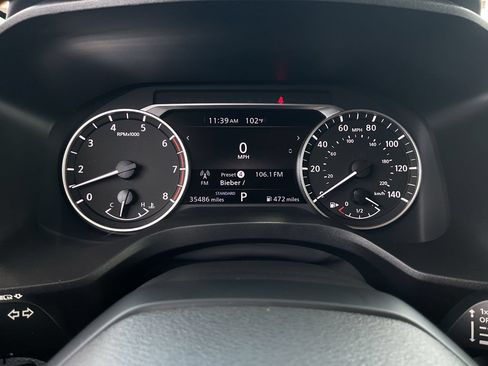 Used 2025 Nissan Rogue SV FWD image 33