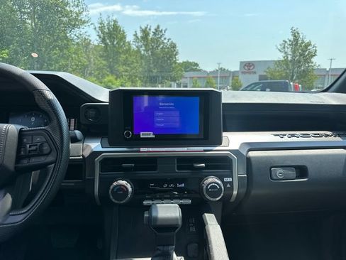 New 2026 Toyota Tacoma SR5 AWD/4WD image 18