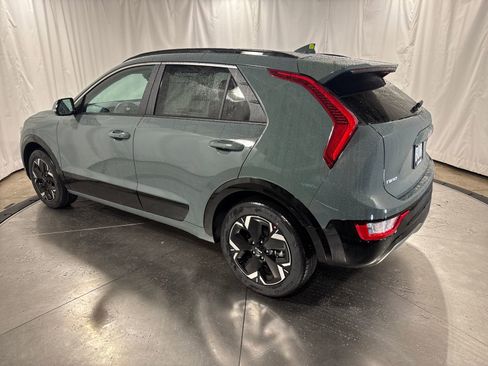 New 2026 Kia Niro Wind FWD image 7