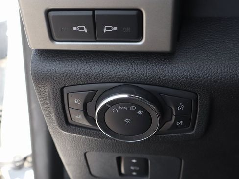 Used 2022 Ford F550 2WD SuperCab Super Duty image 23