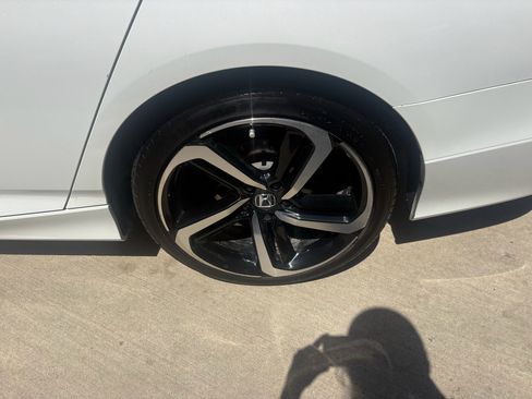 Certified 2021 Honda Accord Sport image 31