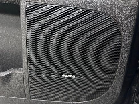 Used 2015 GMC Acadia SLT w/ Premium Edition image 6