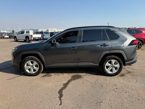 Used 2020 Toyota RAV4 XLE w/ Convenience Package AWD/4WD image 2