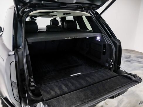 Used 2023 Land Rover Range Rover SE image 97