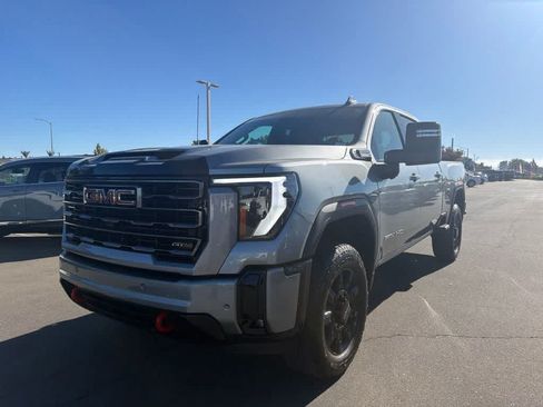 Used 2026 GMC Sierra 2500 AT4 AWD/4WD image 1