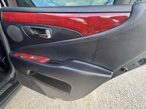 Used 2012 Lexus LS 460 AWD w/ Comfort Pkg image 25