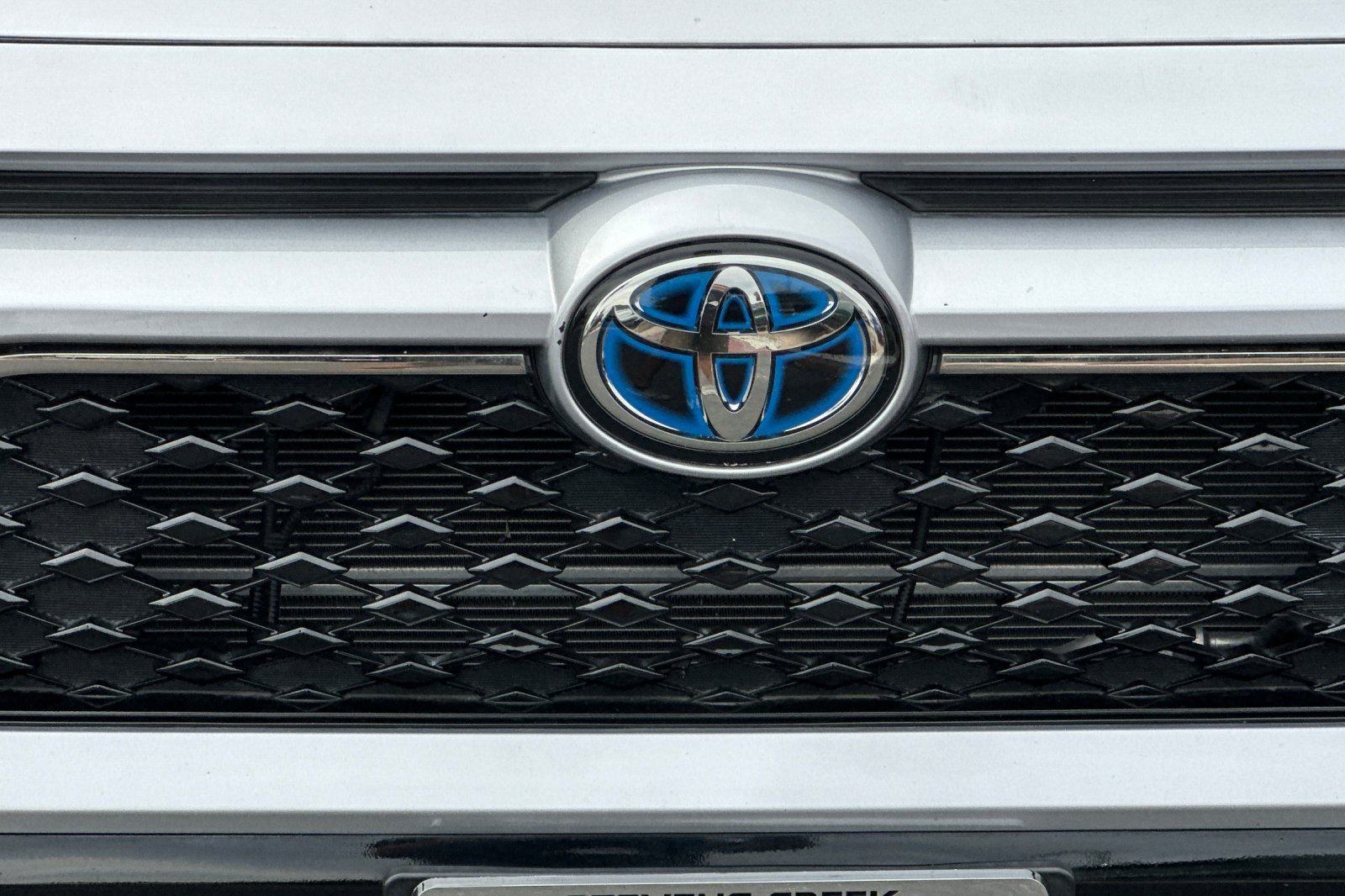 Used 2021 Toyota RAV4 SE w/ Weather & Moonroof Package AWD/4WD image 45