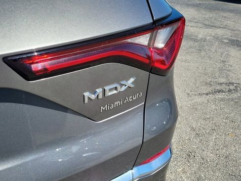 Certified 2025 Acura MDX w/ Technology Package image 5
