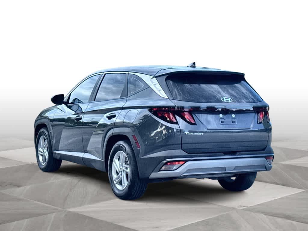 Used 2025 Hyundai Tucson SE FWD image 6