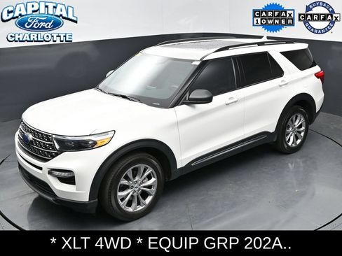 Used 2023 Ford Explorer XLT w/ Equipment Group 202A AWD/4WD image 30